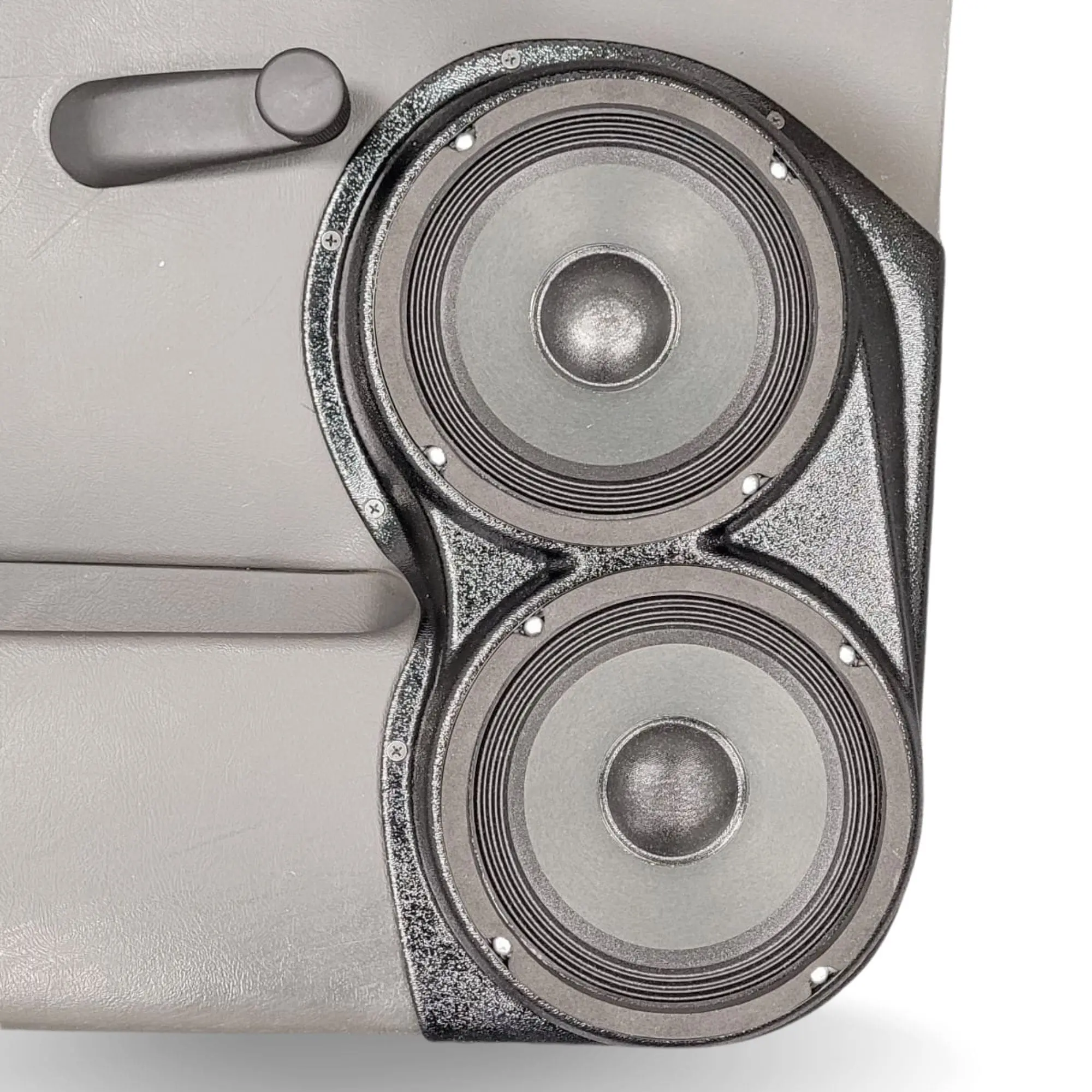 Front Door Dual 6.5 in Speaker Pods for 2000-2006 Chevrolet Silverado GMC Sierra Front Door Custom Speaker Pods for the 2000-2006 Chevrolet Silverado GMC Sierra to hold Dual 6.5 in speakers for car audio installation upgrade