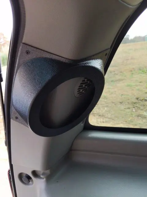 Rear D-Pillar 6.5 in Speaker Pods for 2000-2006 Cadillac Escalade Chevrolet Avalanche Silverado Tahoe Suburban GMC Sierra Yukon Rear D-Pillar Custom Speaker Pods for the 2000-2006 Cadillac Escalade Chevrolet Avalanche Silverado Tahoe Suburban GMC Sierra Yukon to hold 6.5 in speakers for car audio installation upgrade