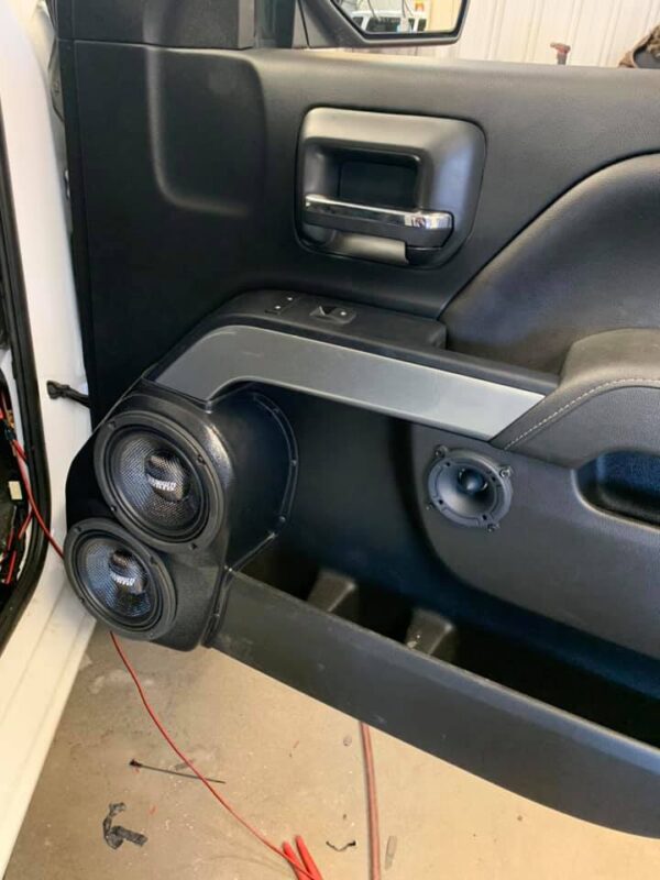 customer image Speaker Upgrade for the Front Door of your 2014-2018 Chevrolet Silverado, GMC Sierra. Easy installation of a Dual 6.5" Midrange for the most powerful car stereo possible.