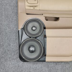 center ortho Speaker Upgrade for the Rear Door of your 2001-2003 Dodge Durango. Easy installation of a 8" and 6.5" Midrange for the most powerful car stereo possible.