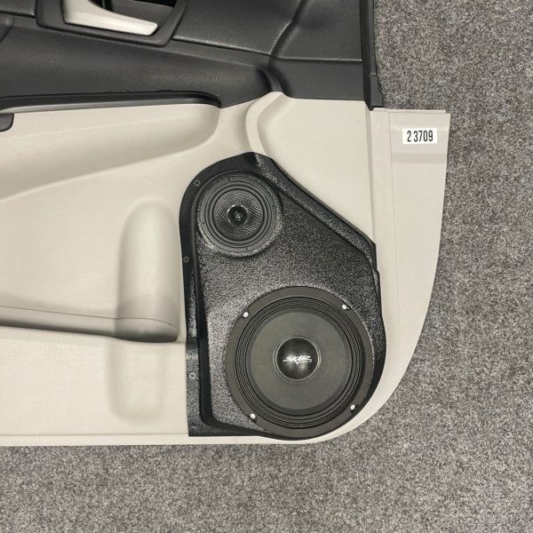 center ortho Speaker Upgrade for the Front Door of your 2012-2017 Toyota Camry. Easy installation of a 6.5" and 3.5" Midrange or Tweeter for the most powerful car stereo possible.