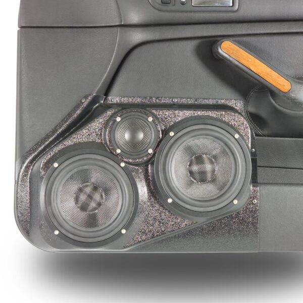 center ortho Speaker Upgrade for the Front Door of your 1999-2004 Volkswagen Jetta. Easy installation of a Dual 6.5" Midrange and Single 3.5" Super Tweeter for the most powerful car stereo possible.