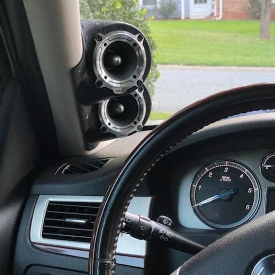 Dual 3.50 in Speaker Pods compatible with the A-Pillar of a 07-14