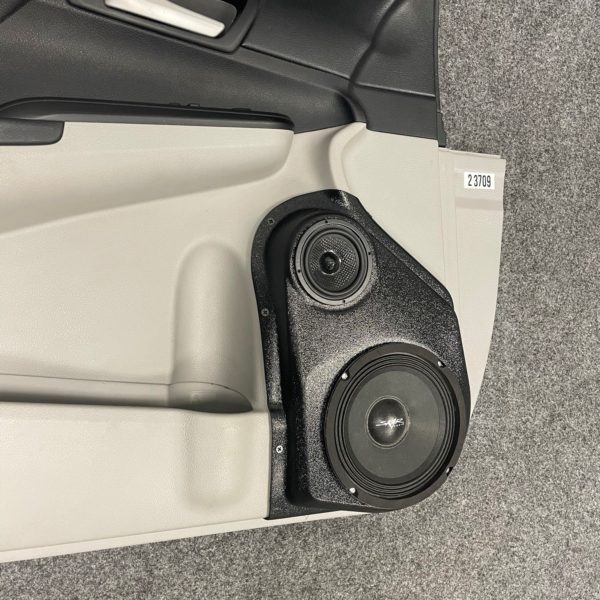 left ortho Speaker Upgrade for the Front Door of your 2012-2017 Toyota Camry. Easy installation of a 6.5" and 3.5" Midrange or Tweeter for the most powerful car stereo possible.