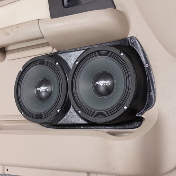 right ortho Speaker Upgrade for the Front Door of your 2003-2006 Ford Expedition. Easy installation of a Dual 8" Midrange for the most powerful car stereo possible.