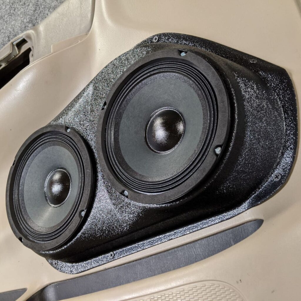 right ortho Speaker Upgrade for the Front Door of your 1999-2003 Ford F150. Easy installation of a Dual 6.5" Midrange for the most powerful car stereo possible.