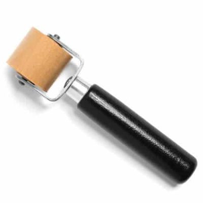 206_-_wooden_hand_roller_top_500__13034