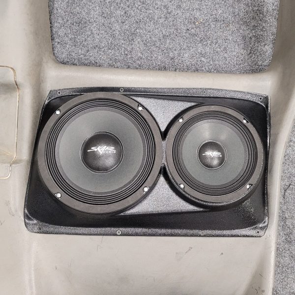 center ortho Speaker Upgrade for the Rear Door of your 2000-2006 Chevrolet Silverado, GMC Sierra. Easy installation of a 8" and 6.5" Midrange for the most powerful car stereo possible.