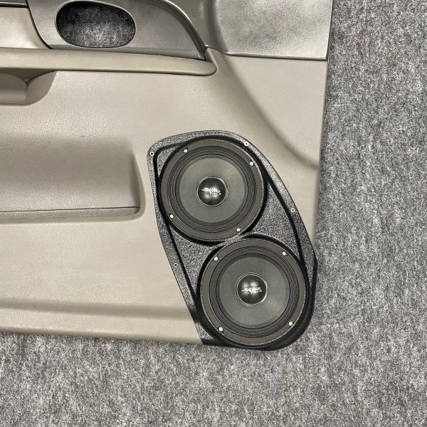 Front Door Custom Speaker Pods for the 2002-2005 GMC Envoy to hold Dual 6.5 in speakers for car audio installation upgrade