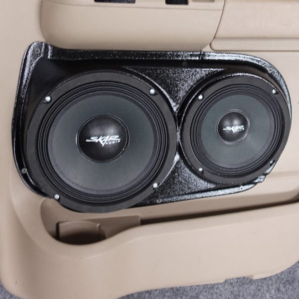 center ortho Speaker Upgrade for the Rear Door of your 2003-2006 Ford Expedition. Easy installation of a 8" and 6.5" Midrange for the most powerful car stereo possible.