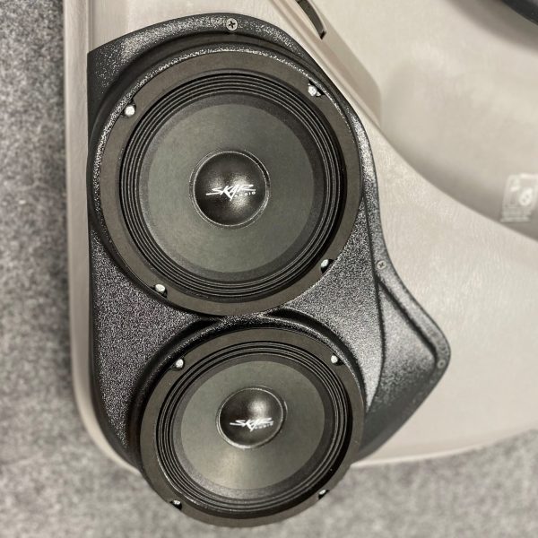 center ortho Speaker Upgrade for the Rear Door of your 2003-2009 Toyota 4Runner. Easy installation of a Dual 6.5" Midrange for the most powerful car stereo possible.