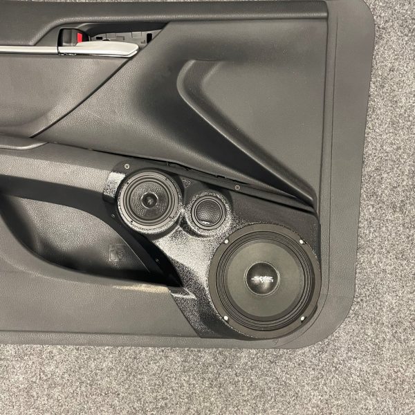 center ortho Speaker Upgrade for the Front Door of your 2018-2024 Toyota Camry. Easy installation of a 6.5" Three Way Speaker System for the most powerful car stereo possible.