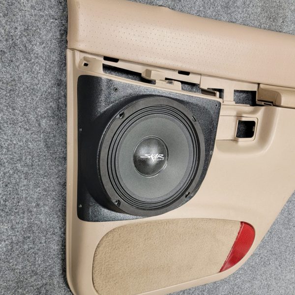 left 2 Speaker Upgrade for the Rear Door of your 1997-2001 Ford Explorer. Easy installation of a Single 8" Midrange for the most powerful car stereo possible.