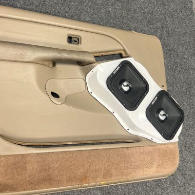 Front Door Custom Speaker Pods for the 2000-2006 Cadillac Escalade Chevrolet Avalanche Silverado Tahoe Suburban GMC Sierra Yukon to hold Dual 7.0 in  speakers for car audio installation upgrade