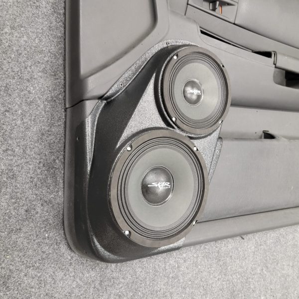 Front Door Custom Speaker Pods for the 2001-2004 Dodge Dakota Durango to hold 8.0 in and 6.5 in speakers for car audio installation upgrade