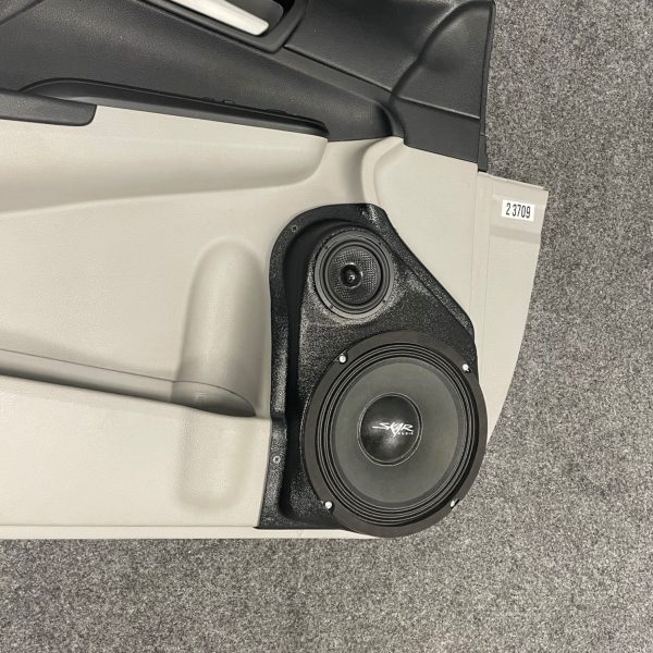 left ortho Speaker Upgrade for the Front Door of your 2012-2017 Toyota Camry. Easy installation of a 8" and 3.5" Super Tweeter for the most powerful car stereo possible.