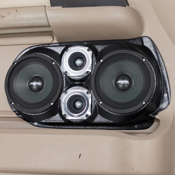 right 1 Speaker Upgrade for the Front Door of your 2003-2006 Ford Expedition. Easy installation of a Dual 6.5" Midrange and Dual 3.5" Super Tweeter for the most powerful car stereo possible.