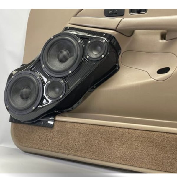 right ortho Speaker Upgrade for the Front Door of your 2000-2006 Chevrolet Tahoe, Suburban, Avalanche, Silverado. GMC Yukon, Sierra. Cadillac Escalade. Easy installation of a Dual 6.5" Midrange and Dual 3.5" Super Tweeter for the most powerful car stereo possible.