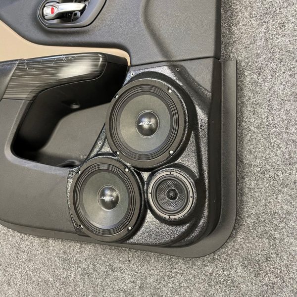 Front Door Custom Speaker Pods for the 2014-2023 Jeep Cherokee to hold Dual 6.5 in and 3.5 in speakers for car audio installation upgrade
