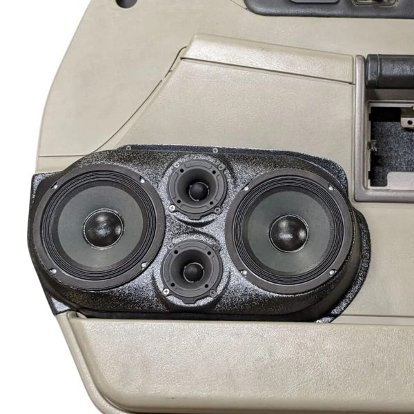 top center Speaker Upgrade for the Front Door of your 2004-2007 Hummer H2. Easy installation of a Dual 6.5" Midrange and Dual 3.5" Super Tweeter for the most powerful car stereo possible.