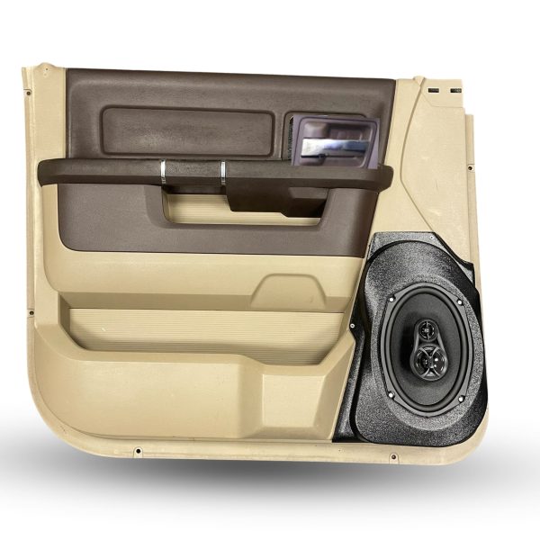 top center Speaker Upgrade for the Front Door of your 2009-2018 Dodge Ram 1500, 2500. 2019-2024 Dodge Ram 2500, 1500 Classic. Easy installation of a 6x9" Speaker for the most powerful car stereo possible.