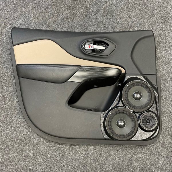 Front Door Custom Speaker Pods for the 2014-2023 Jeep Cherokee to hold Dual 6.5 in and 3.5 in speakers for car audio installation upgrade