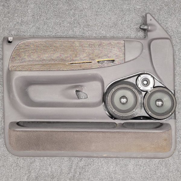 Front Door Custom Speaker Pods for the 1994-1998 Dodge Ram Ram to hold Dual 6.5 in and 3.5 in speakers for car audio installation upgrade