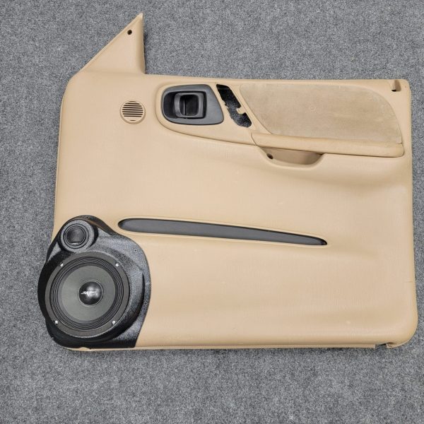 Front Door Custom Speaker Pods for the 1998-2000 Dodge Dakota Durango to hold 6.5 in and 2.0 in  speakers for car audio installation upgrade