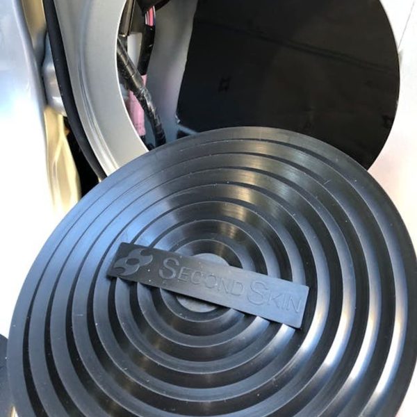 Speaker_Tweaker_about_to_be_installed_627__02255